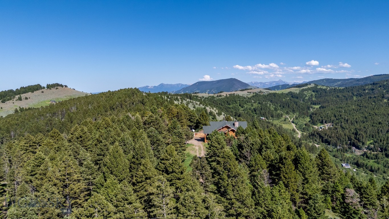1062 Johnny Martinez Trail
