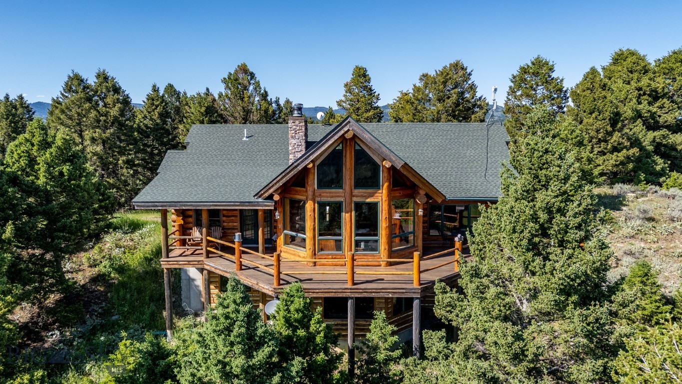 1062 Johnny Martinez Trail