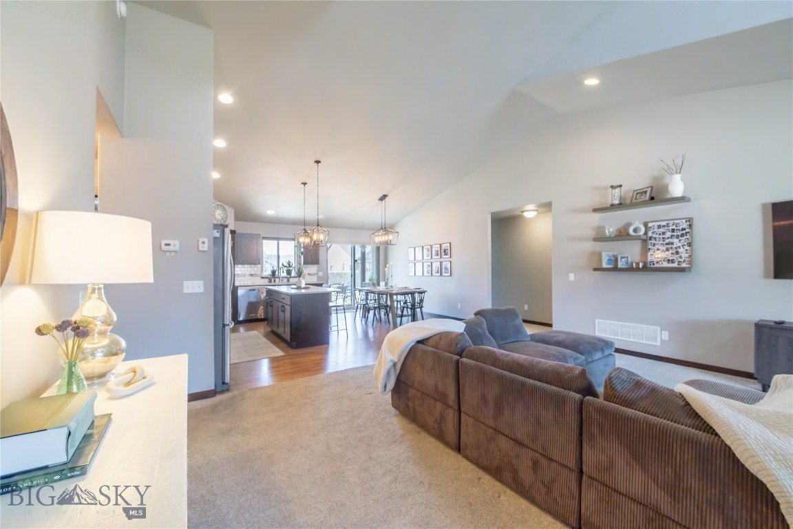 121 Scott Drive