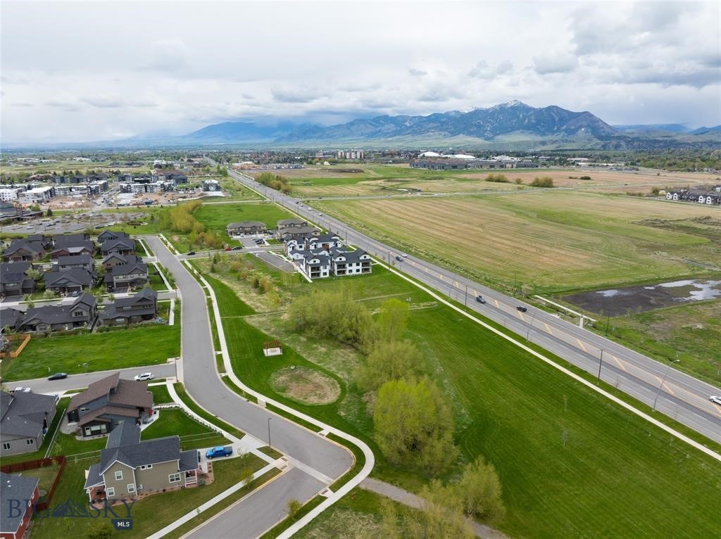 1942 Southbridge Drive A