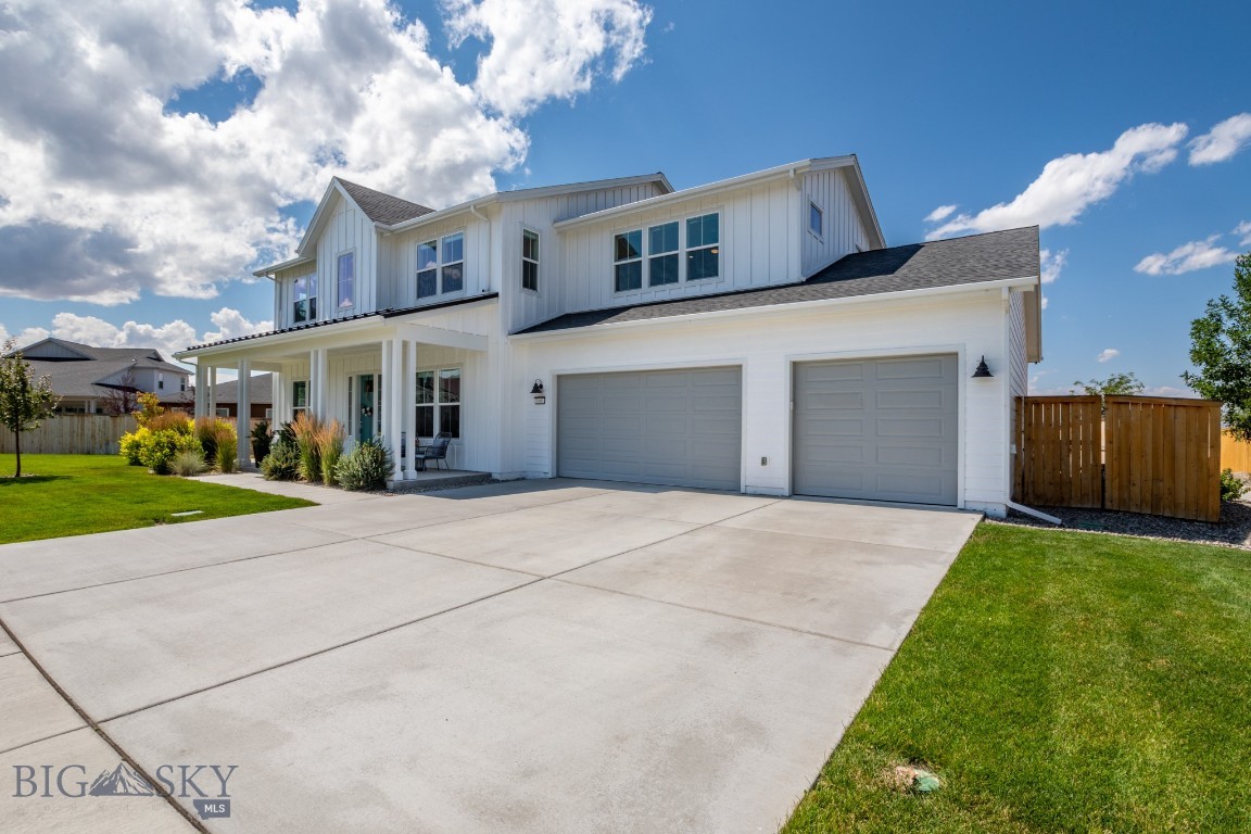 1605 Wyatt Earp Court