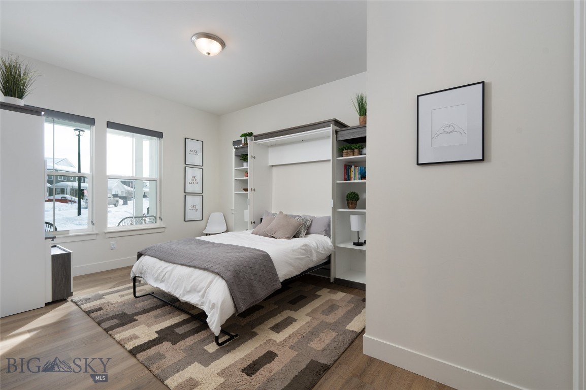 1605 Wyatt Earp Court