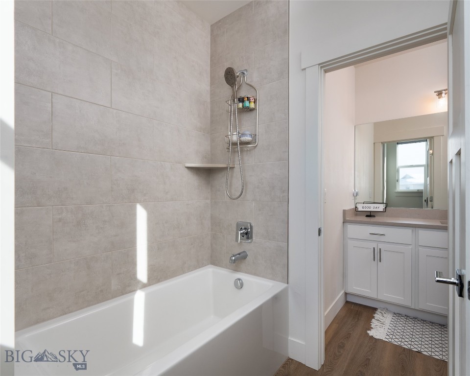 1605 Wyatt Earp Court