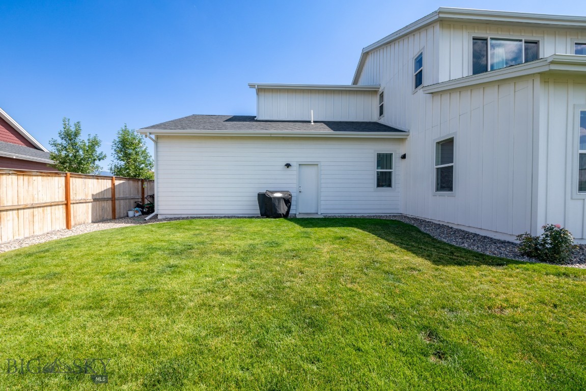 1605 Wyatt Earp Court