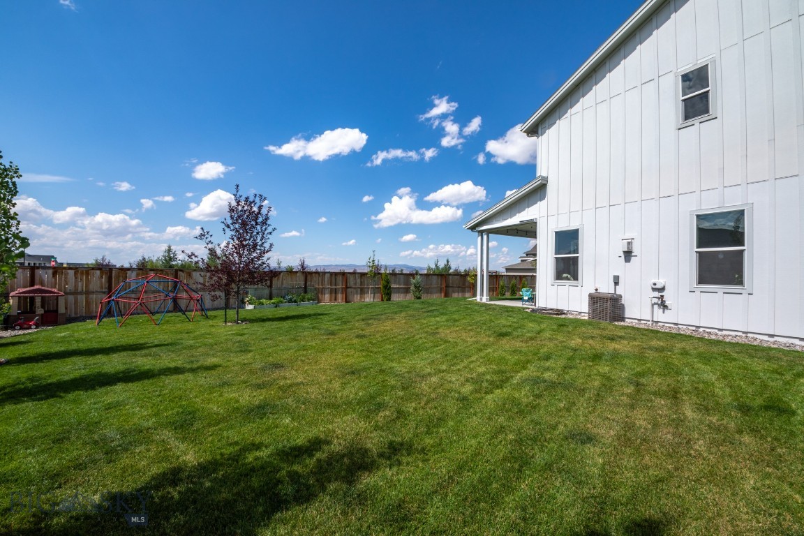 1605 Wyatt Earp Court