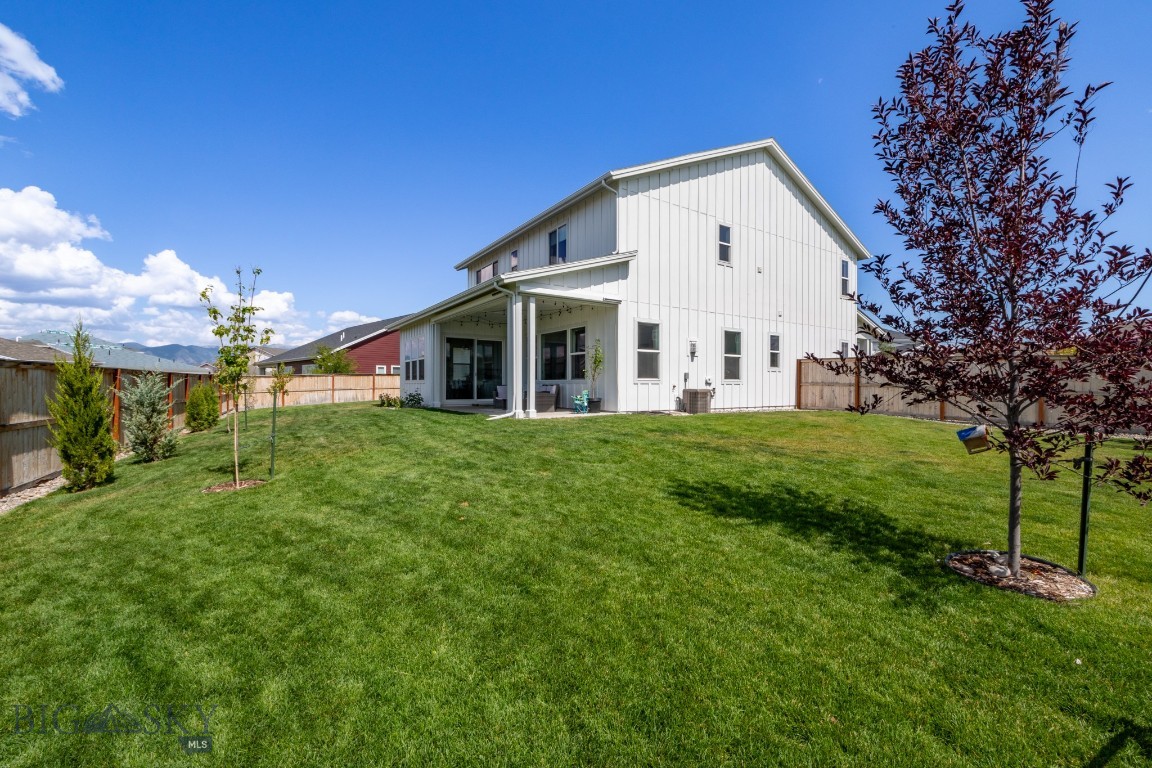 1605 Wyatt Earp Court