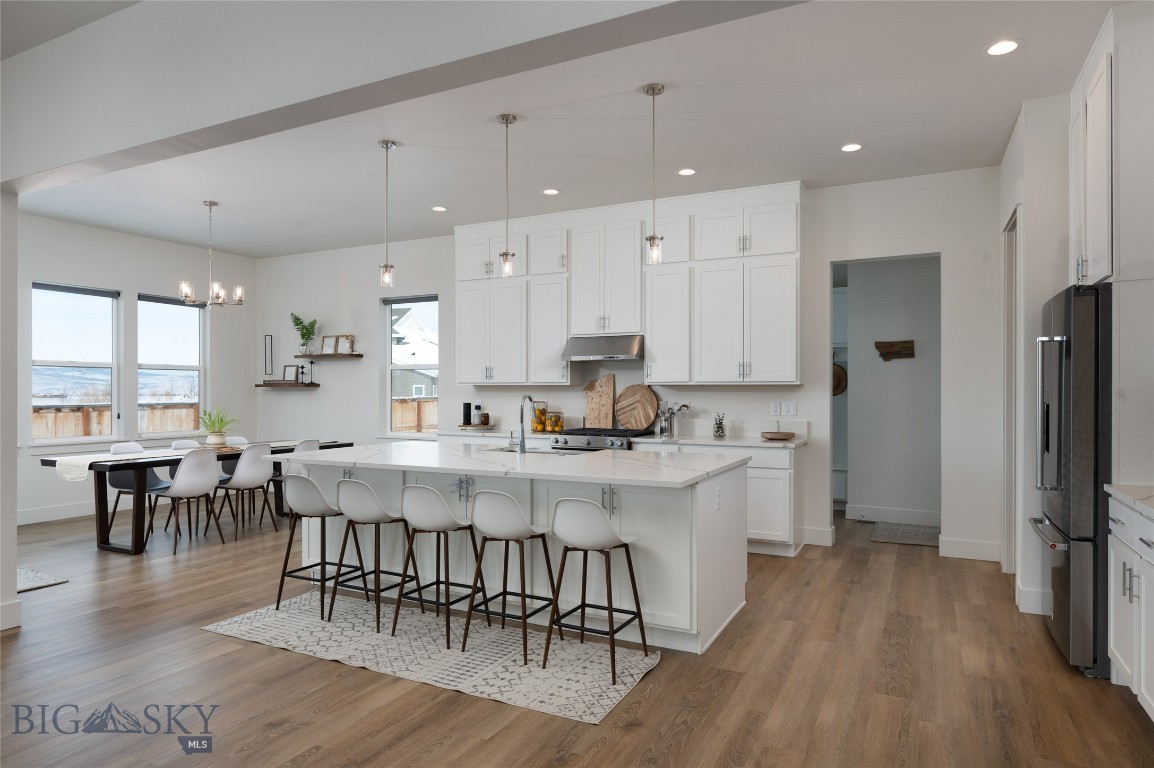 1605 Wyatt Earp Court