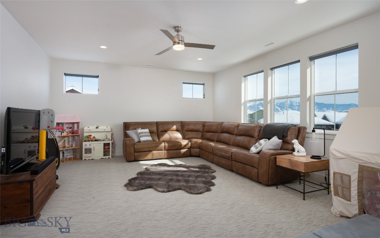 1605 Wyatt Earp Court