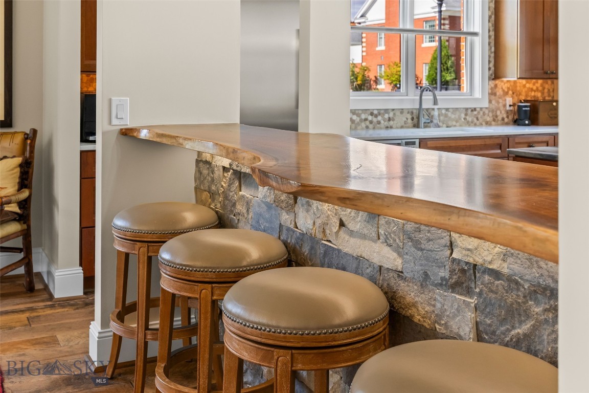 102 Village Downtown Boulevard