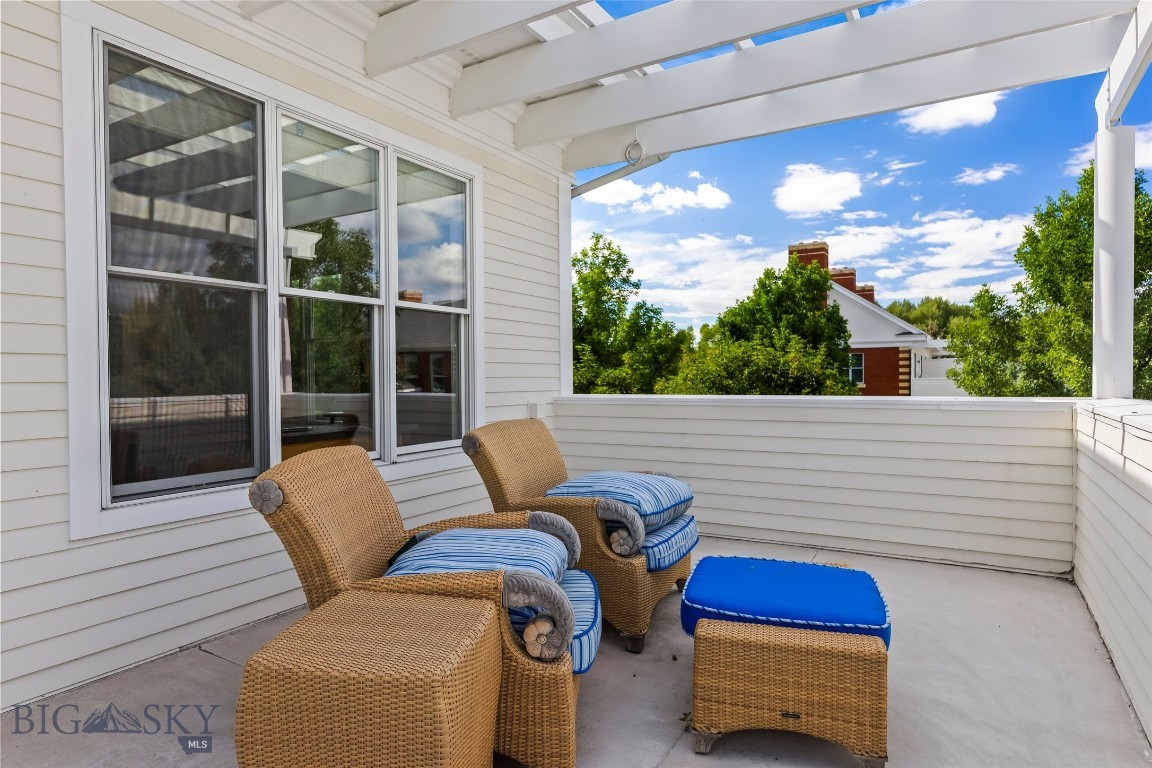 102 Village Downtown Boulevard