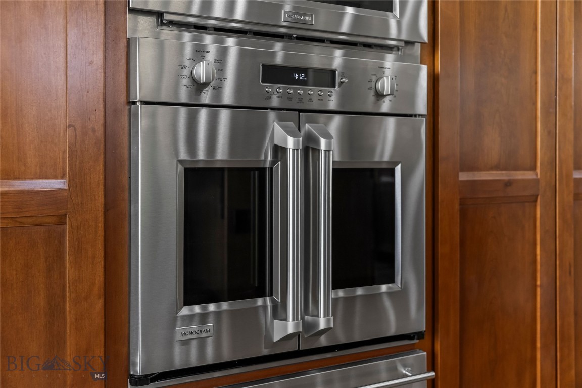 102 Village Downtown Boulevard