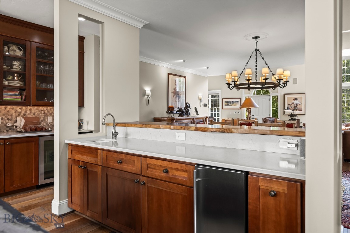 102 Village Downtown Boulevard