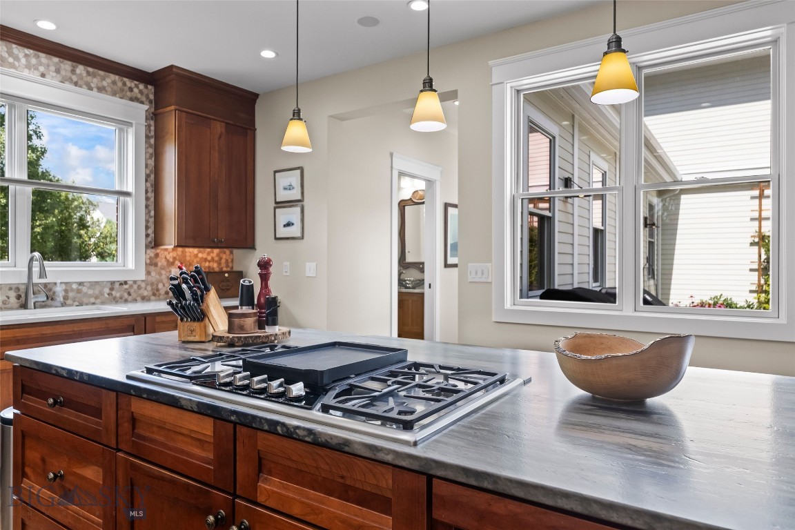 102 Village Downtown Boulevard