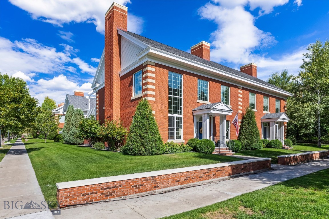 102 Village Downtown Boulevard