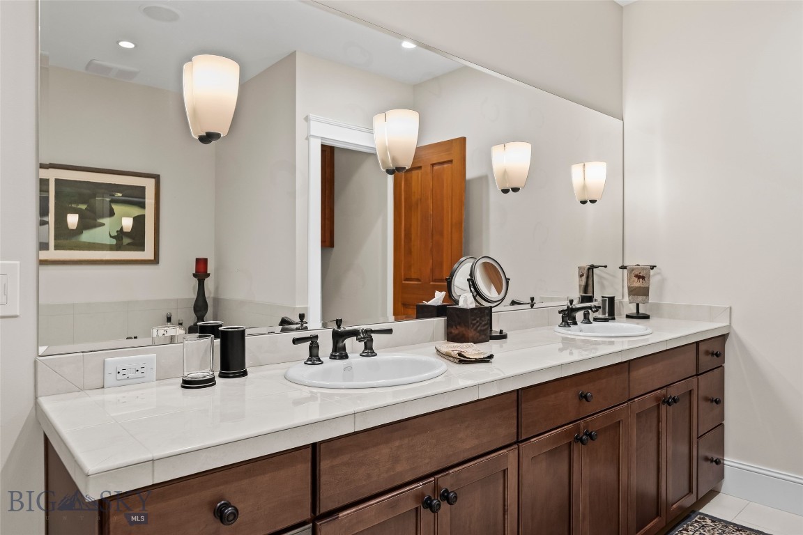 102 Village Downtown Boulevard