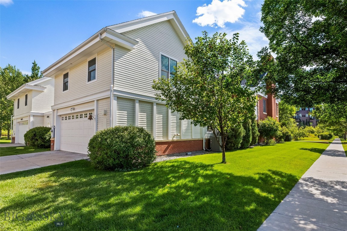 102 Village Downtown Boulevard