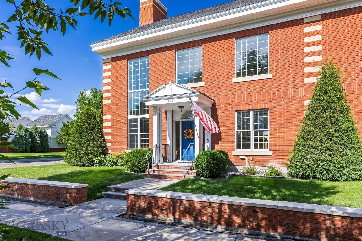 102 Village Downtown Boulevard