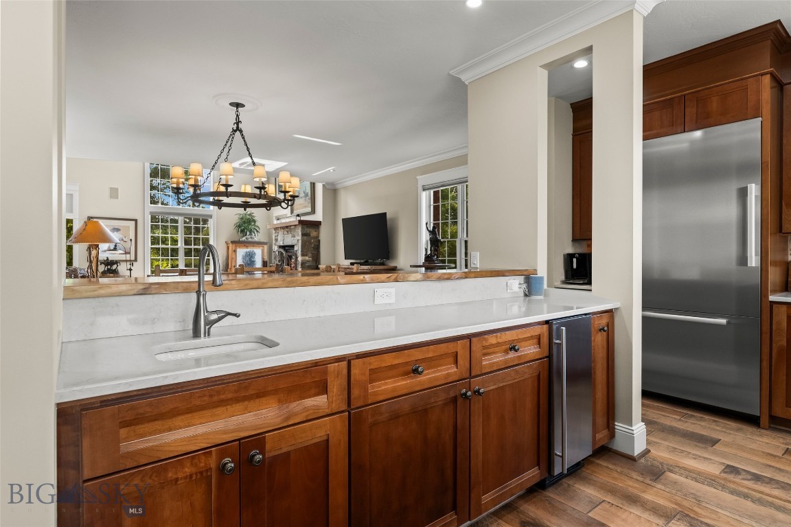 102 Village Downtown Boulevard