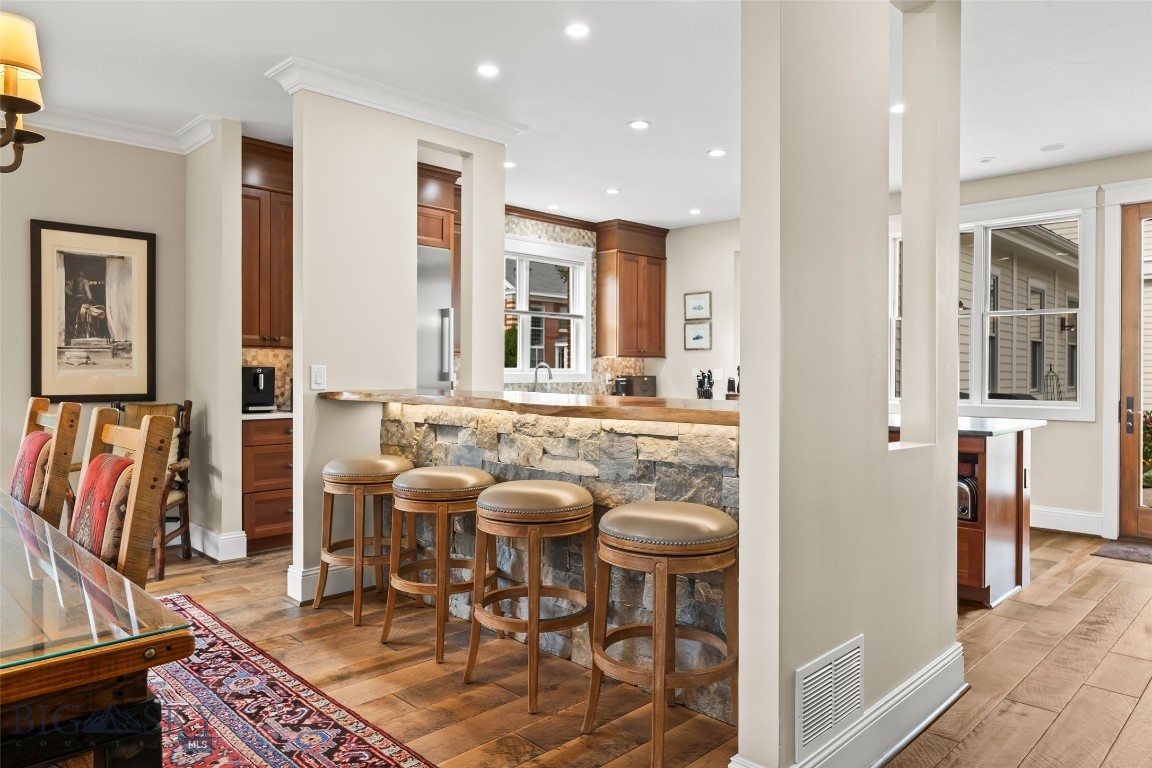 102 Village Downtown Boulevard