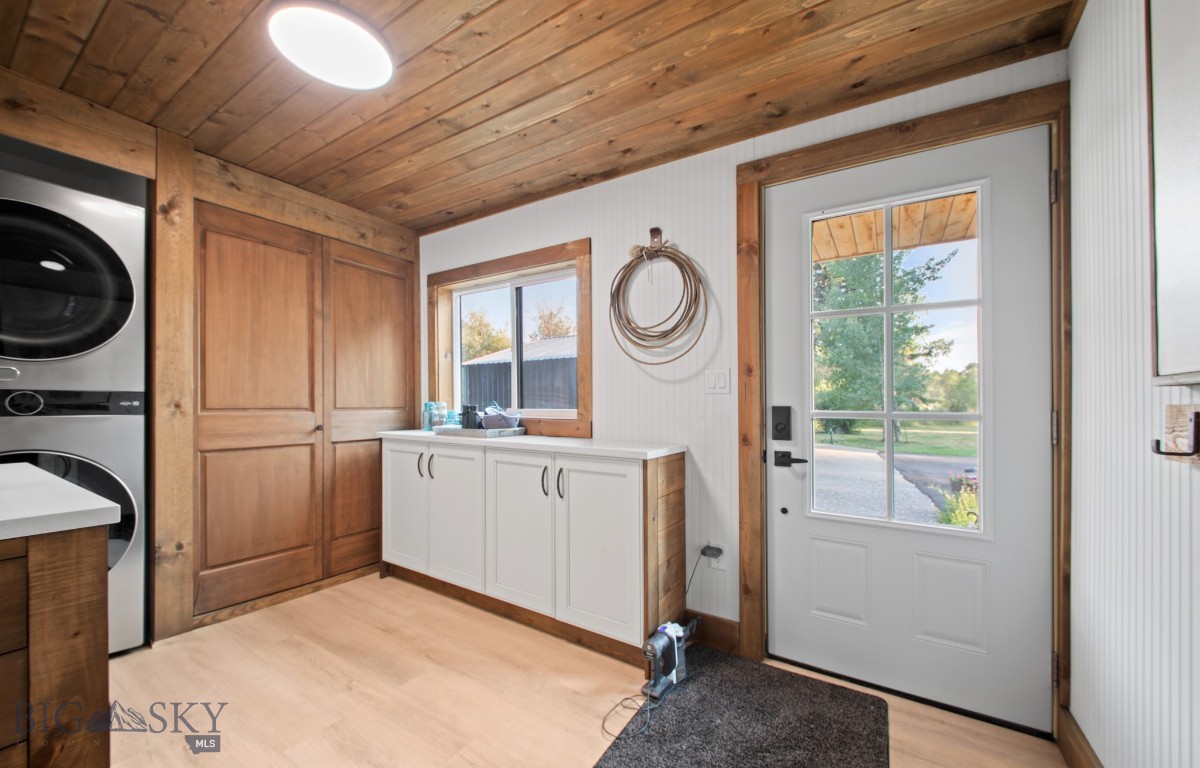 4948 US Highway 89 S