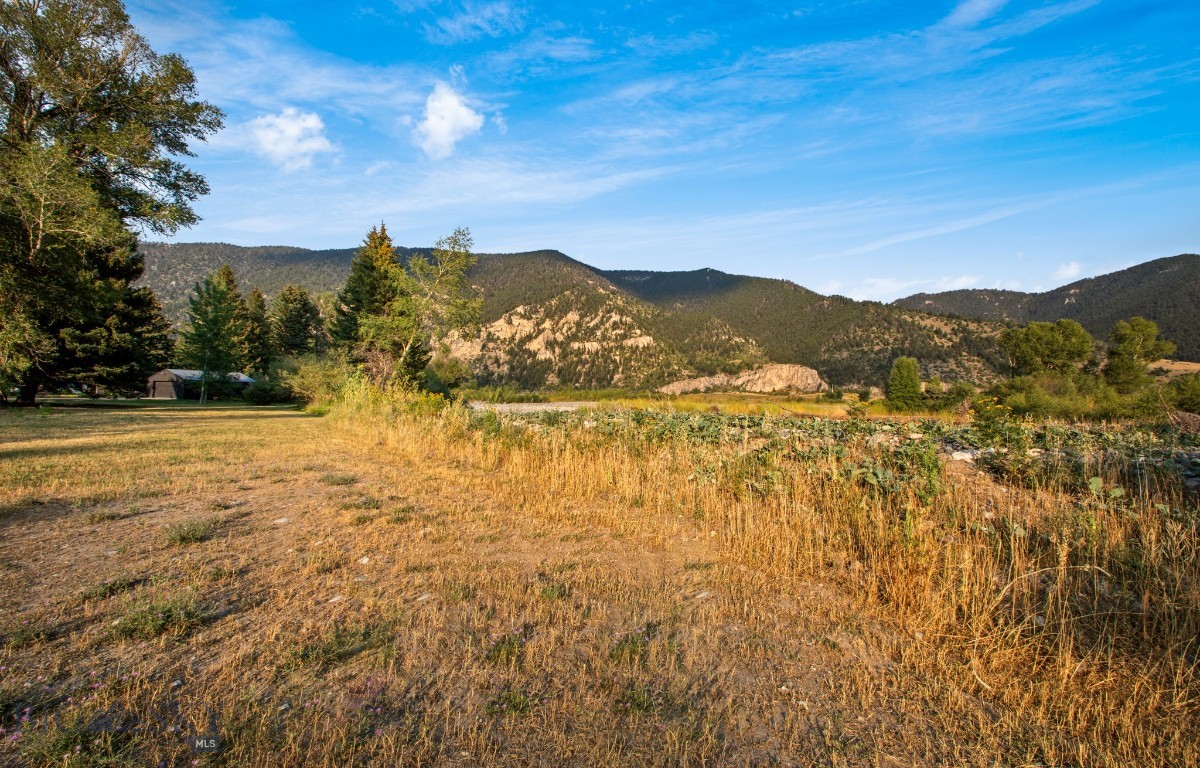 4948 US Highway 89 S