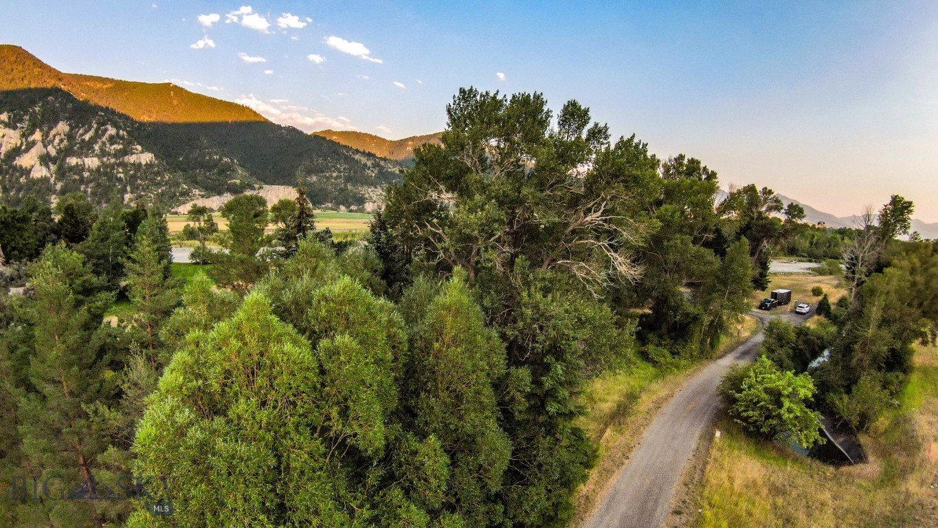 4948 US Highway 89 S