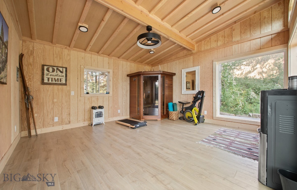 4948 US Highway 89 S