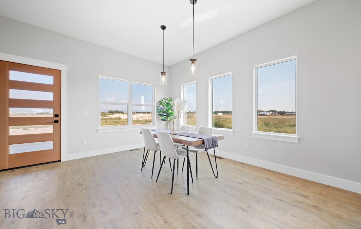 303 S Crispin Street