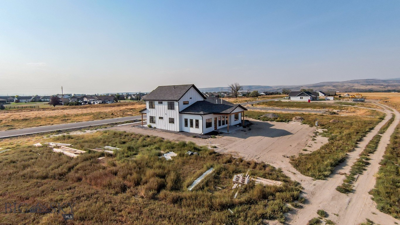 303 S Crispin Street