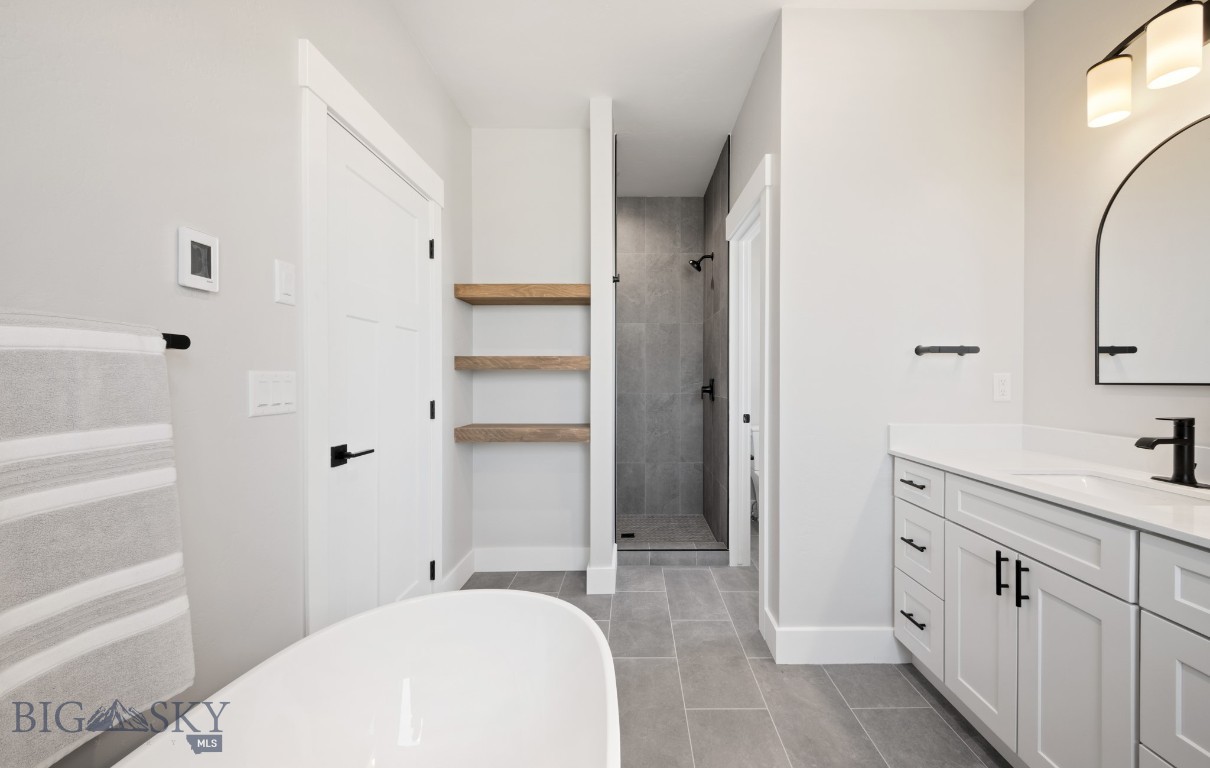 303 S Crispin Street