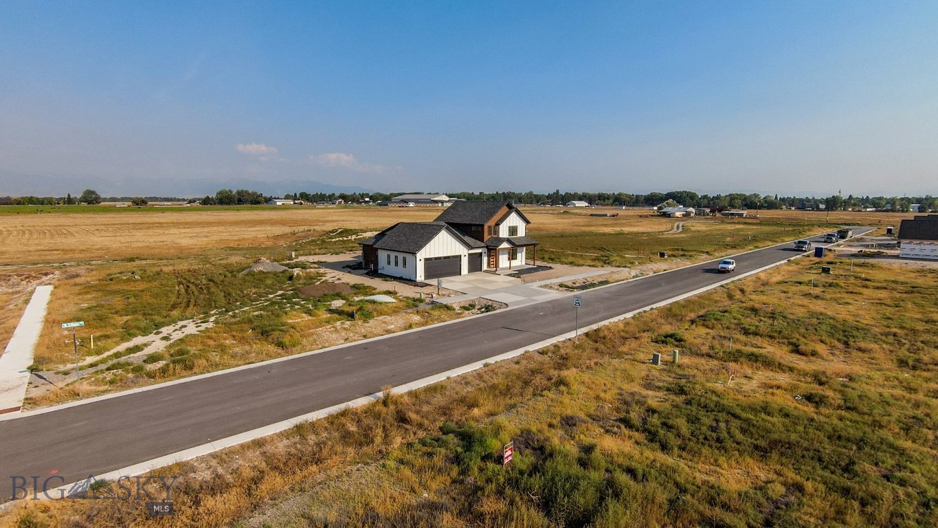 303 S Crispin Street