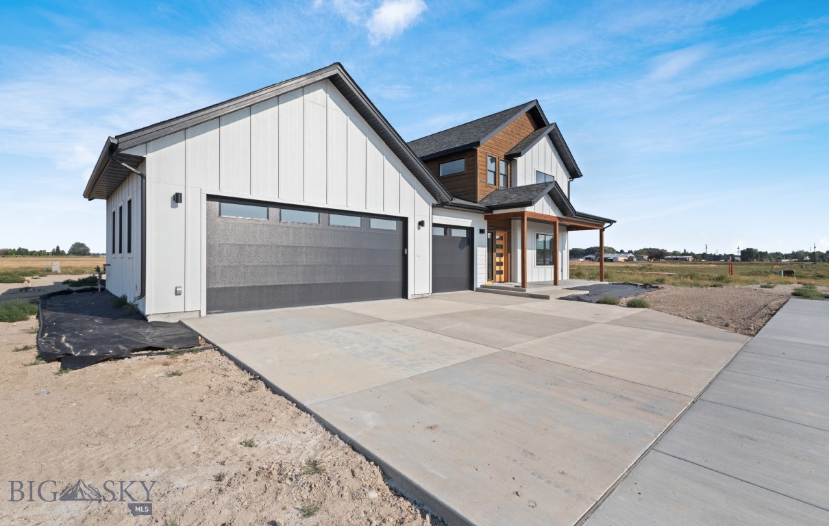 303 S Crispin Street