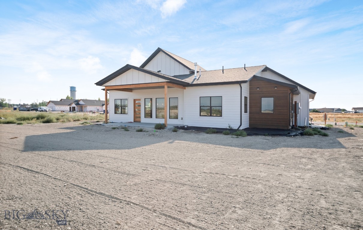 303 S Crispin Street