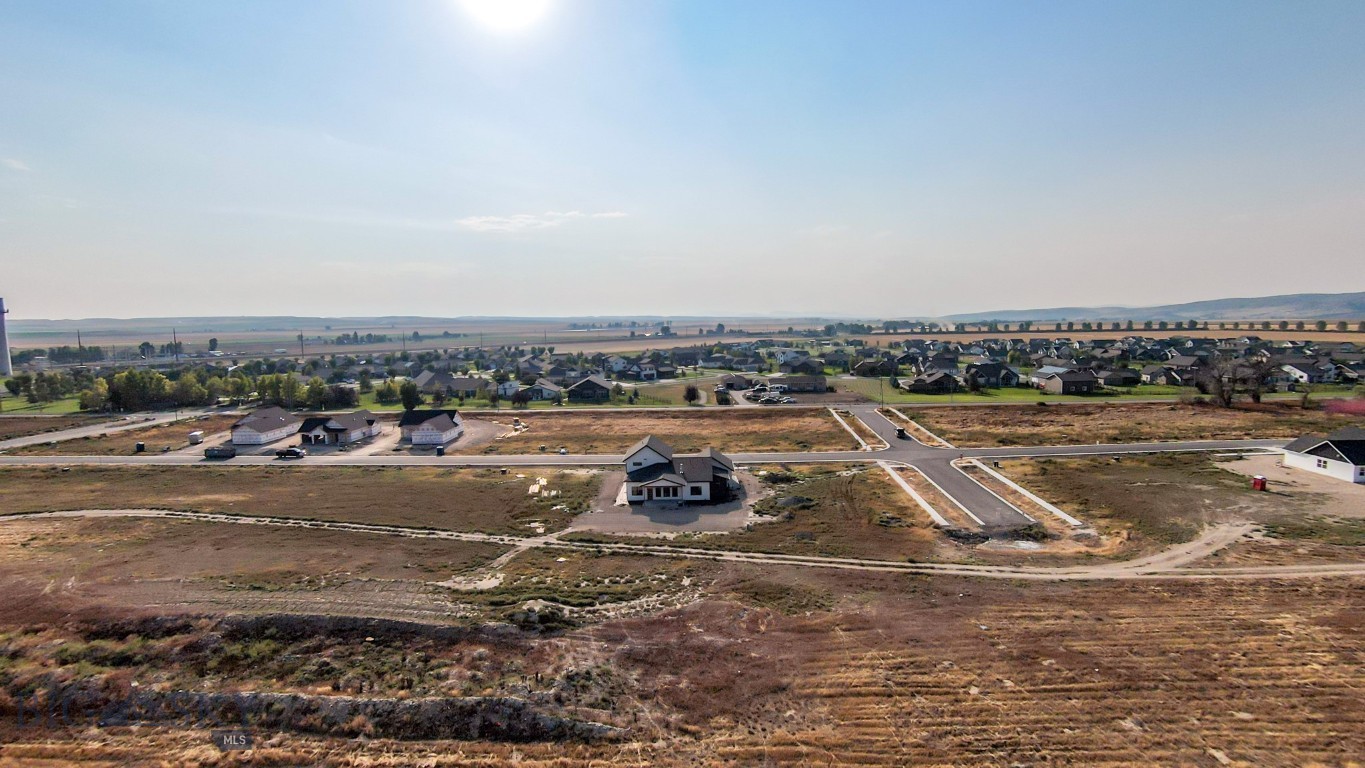 303 S Crispin Street