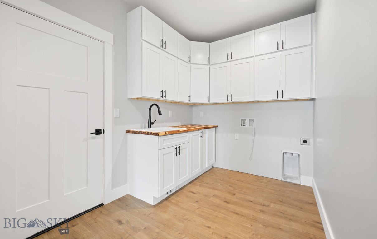 303 S Crispin Street