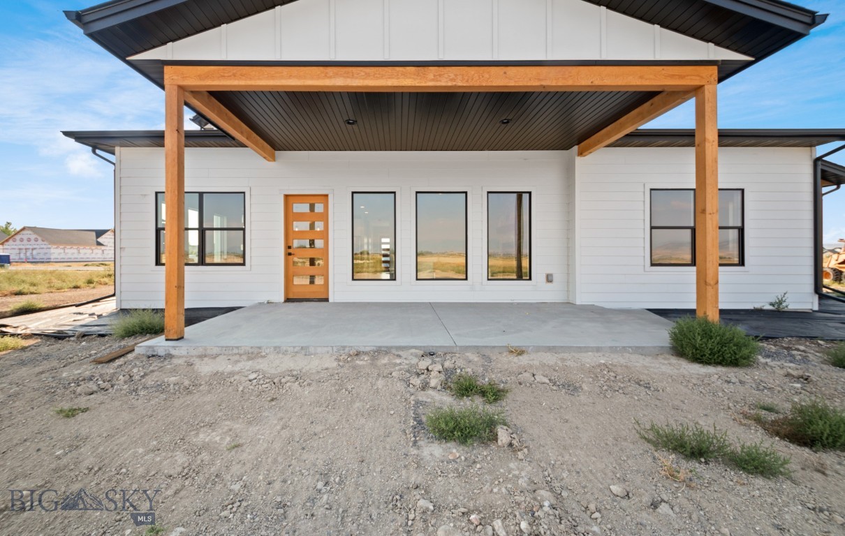 303 S Crispin Street