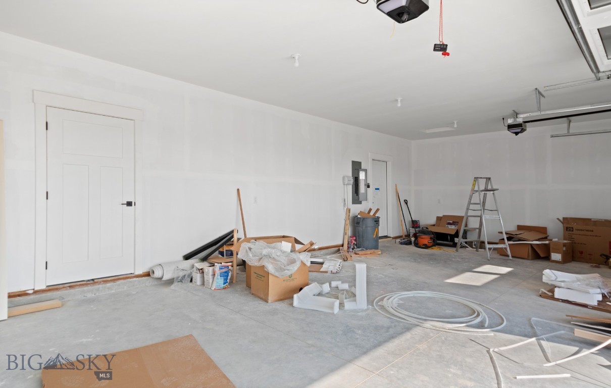 303 S Crispin Street