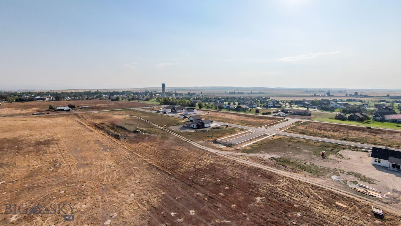 303 S Crispin Street