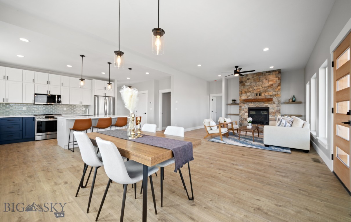 303 S Crispin Street