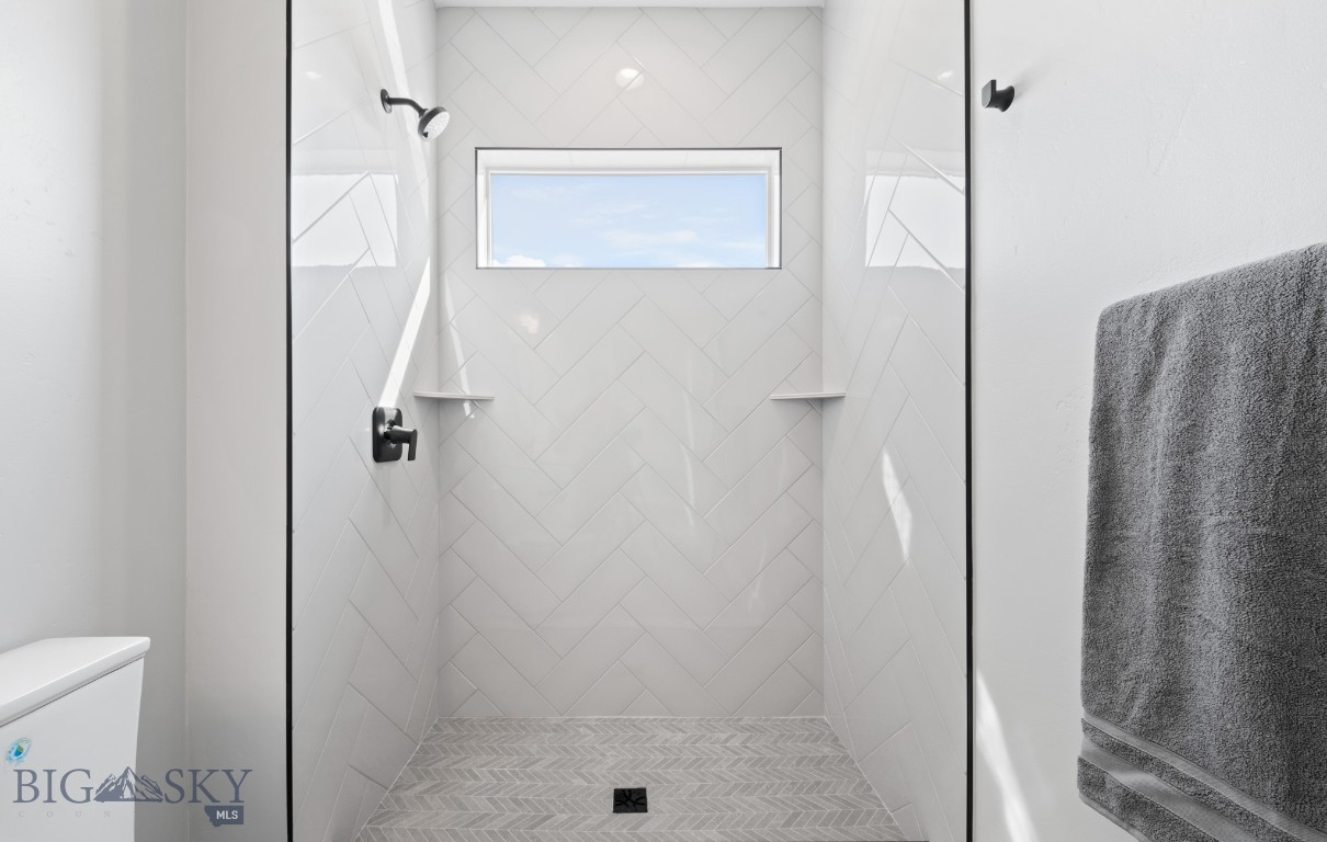 303 S Crispin Street