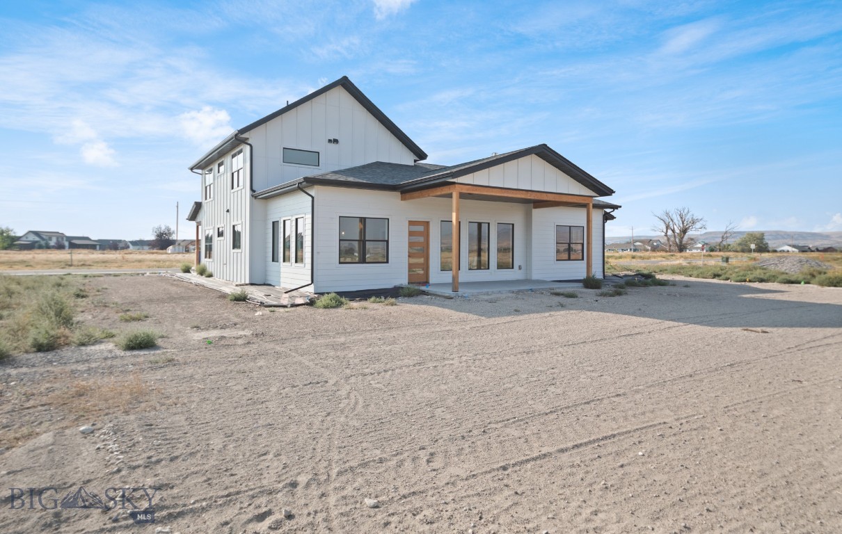 303 S Crispin Street