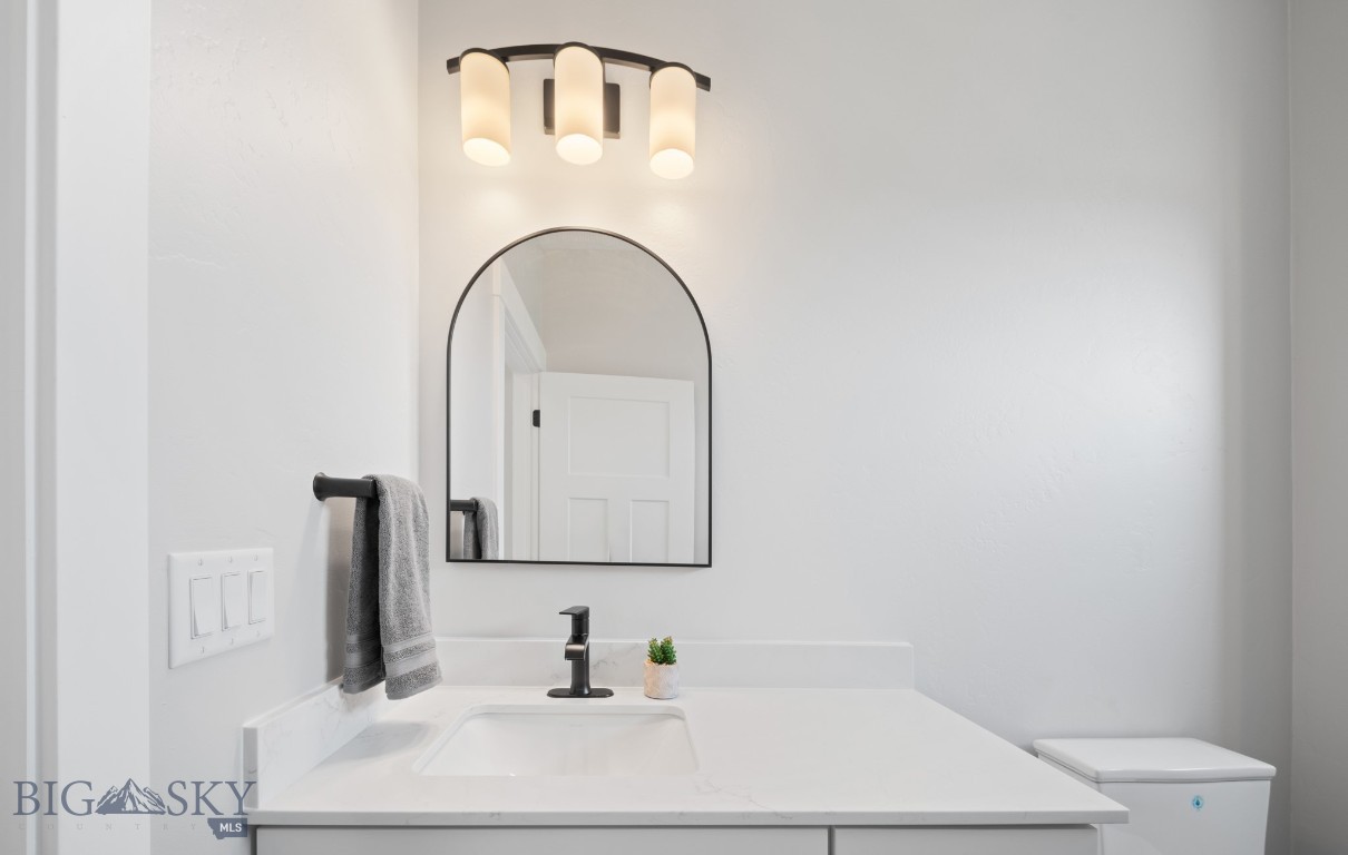 303 S Crispin Street