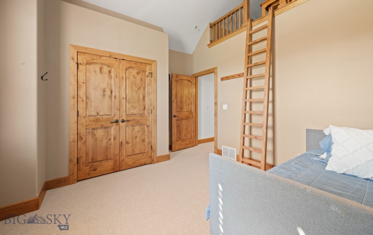 31 Vita Court