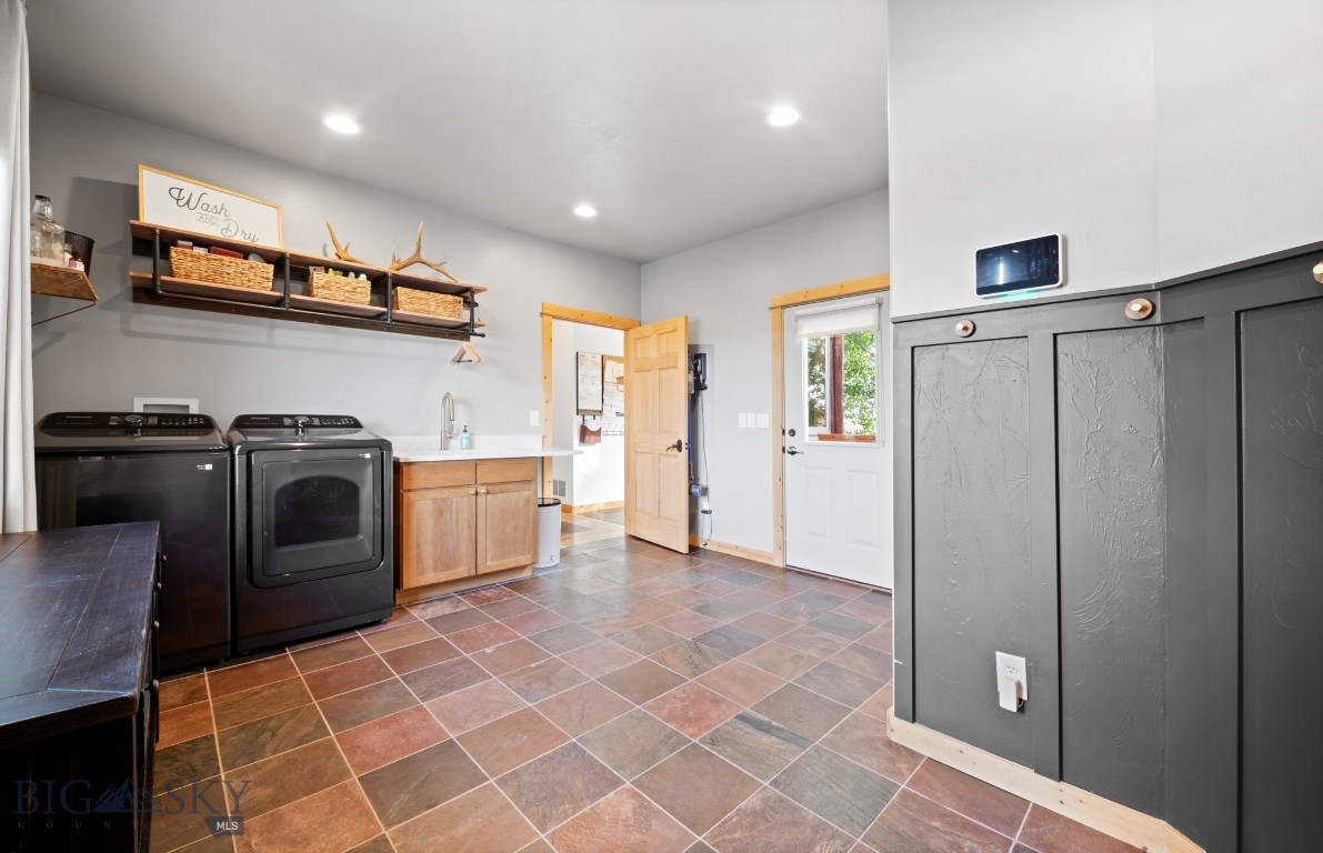 60 Rolling Glen Loop