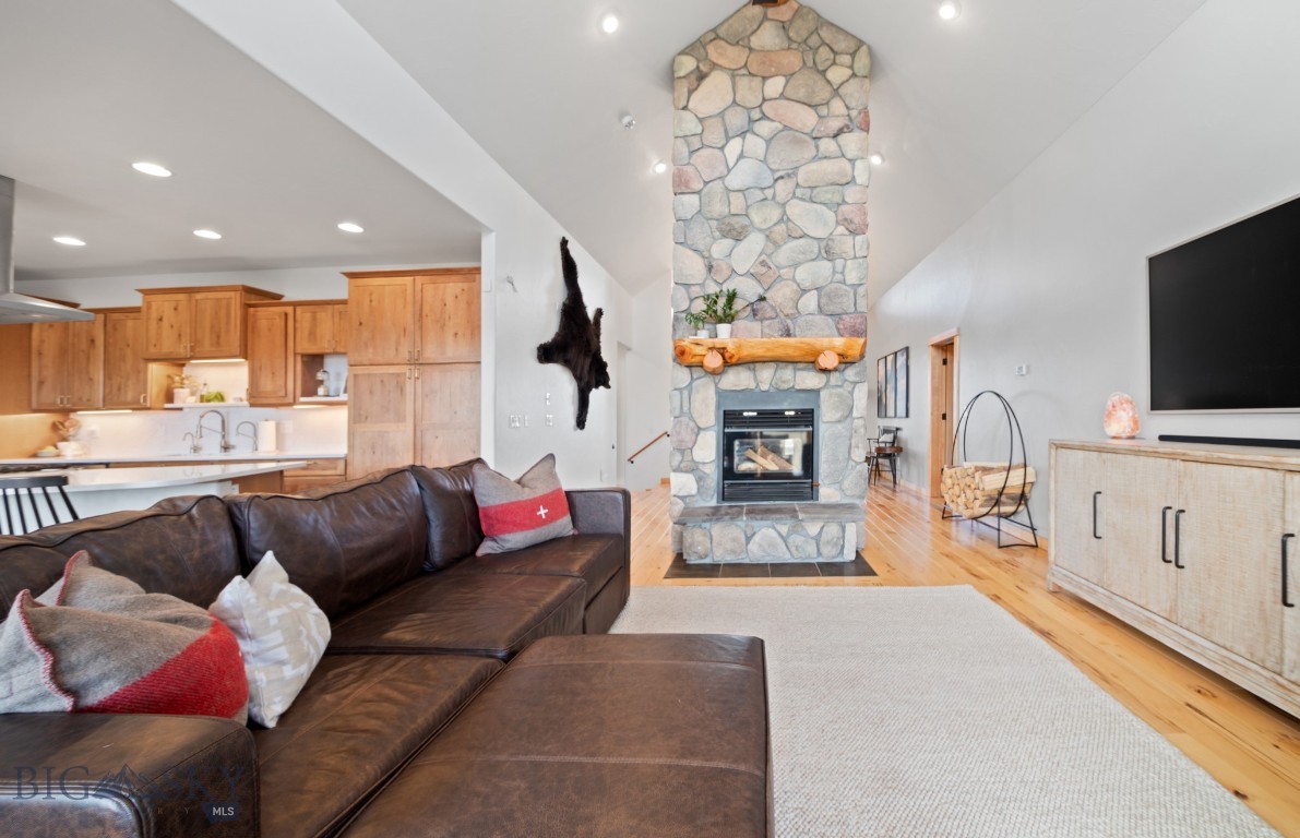 60 Rolling Glen Loop