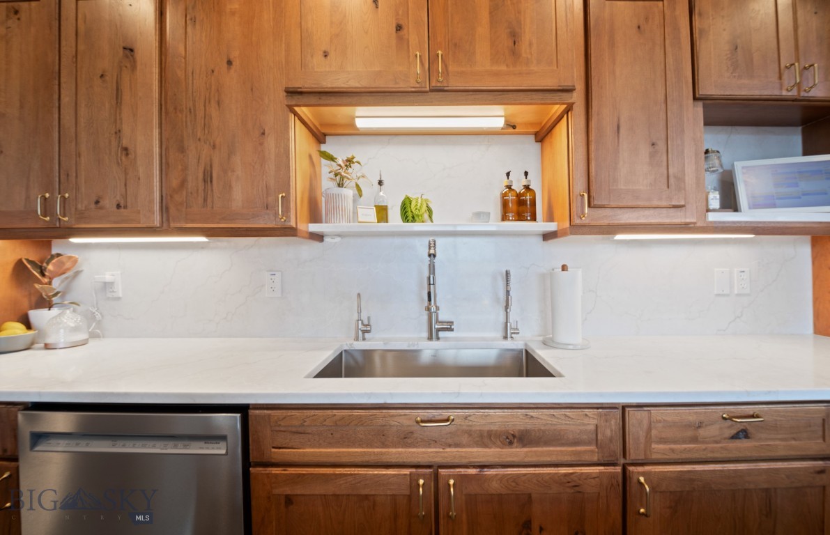 60 Rolling Glen Loop