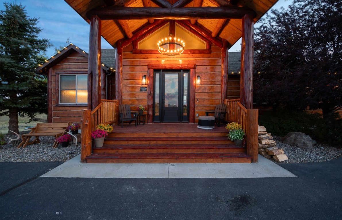 60 Rolling Glen Loop