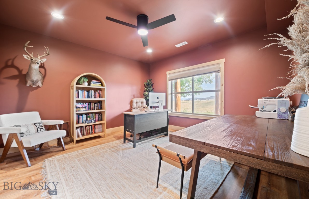 60 Rolling Glen Loop