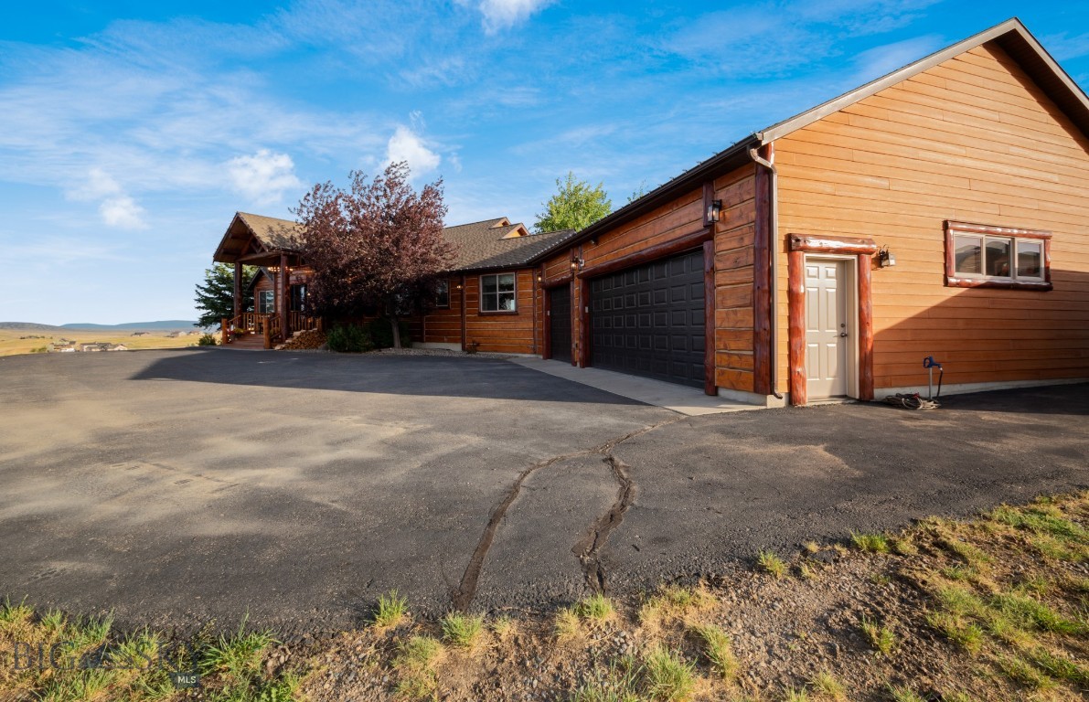 60 Rolling Glen Loop