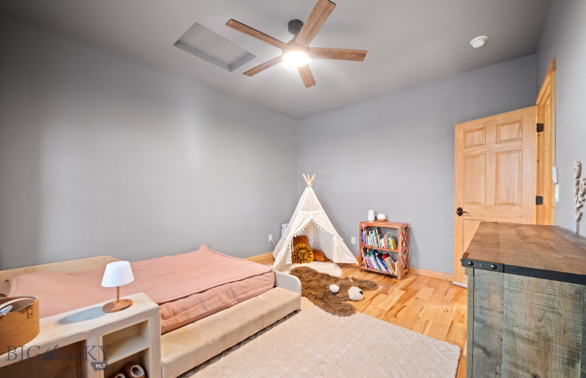 60 Rolling Glen Loop